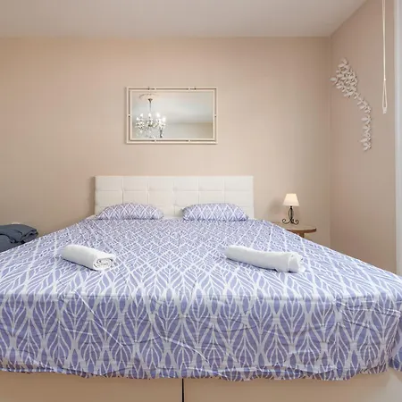 Oasis With Sea View Apartment *