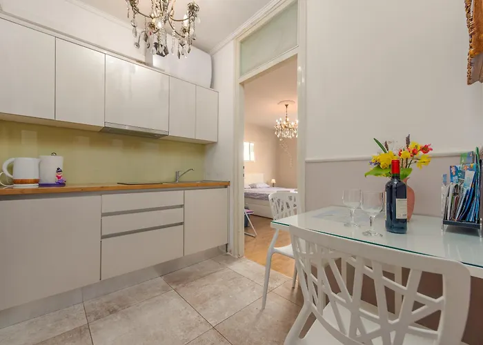 Apartment Oasis With Sea View Zadar