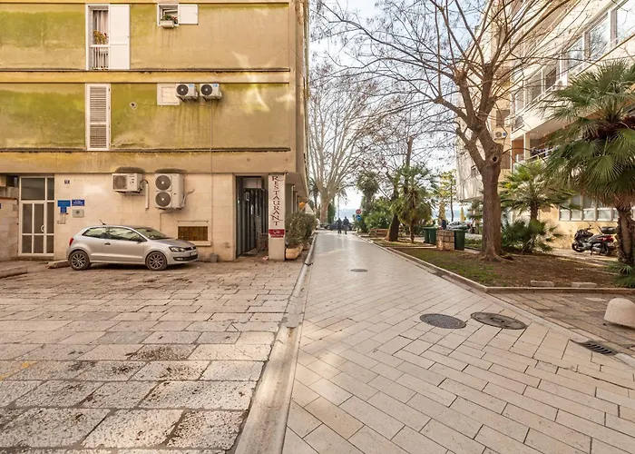 Oasis With Sea View Zadar