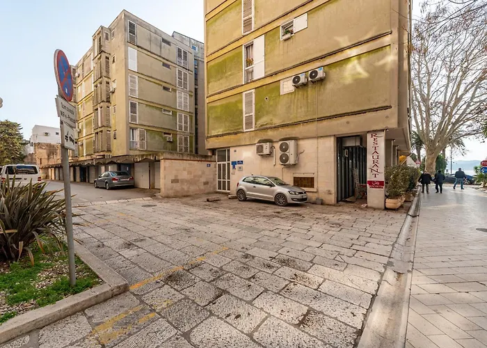 Apartment Oasis With Sea View